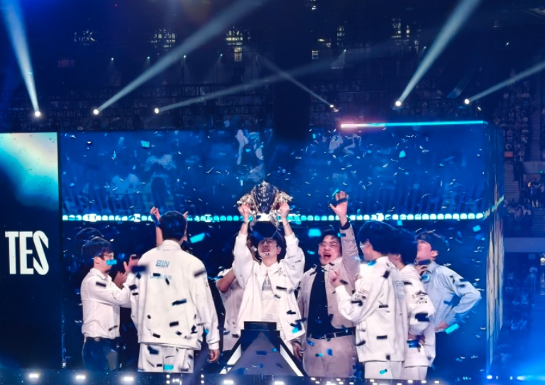 爱游戏娱乐-包含史诗对决！LPL上演极限翻盘的词条