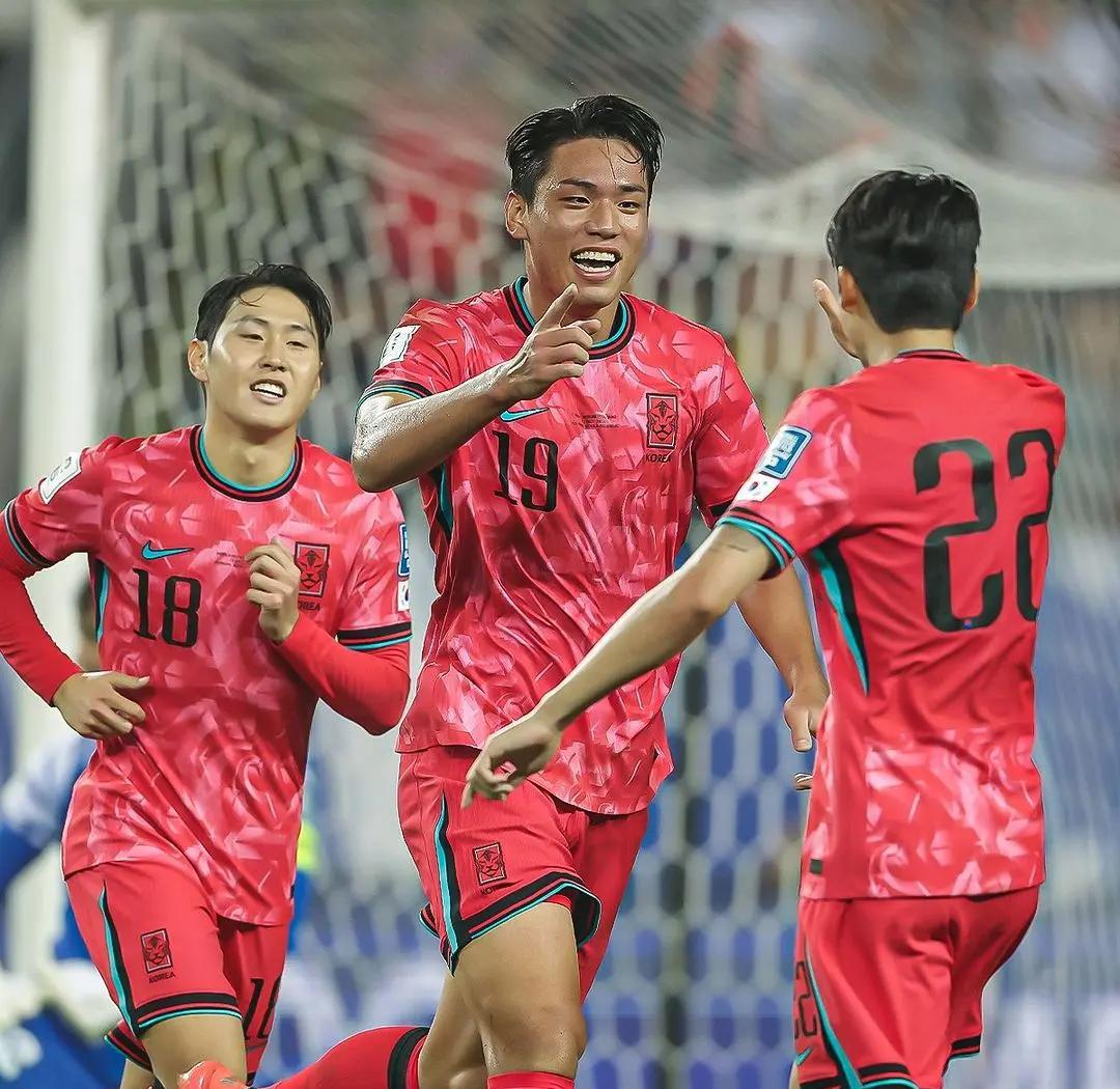 韩国队碾压法国队,石宇奇带队取胜 韩国队碾压法国队,石宇奇带队取胜