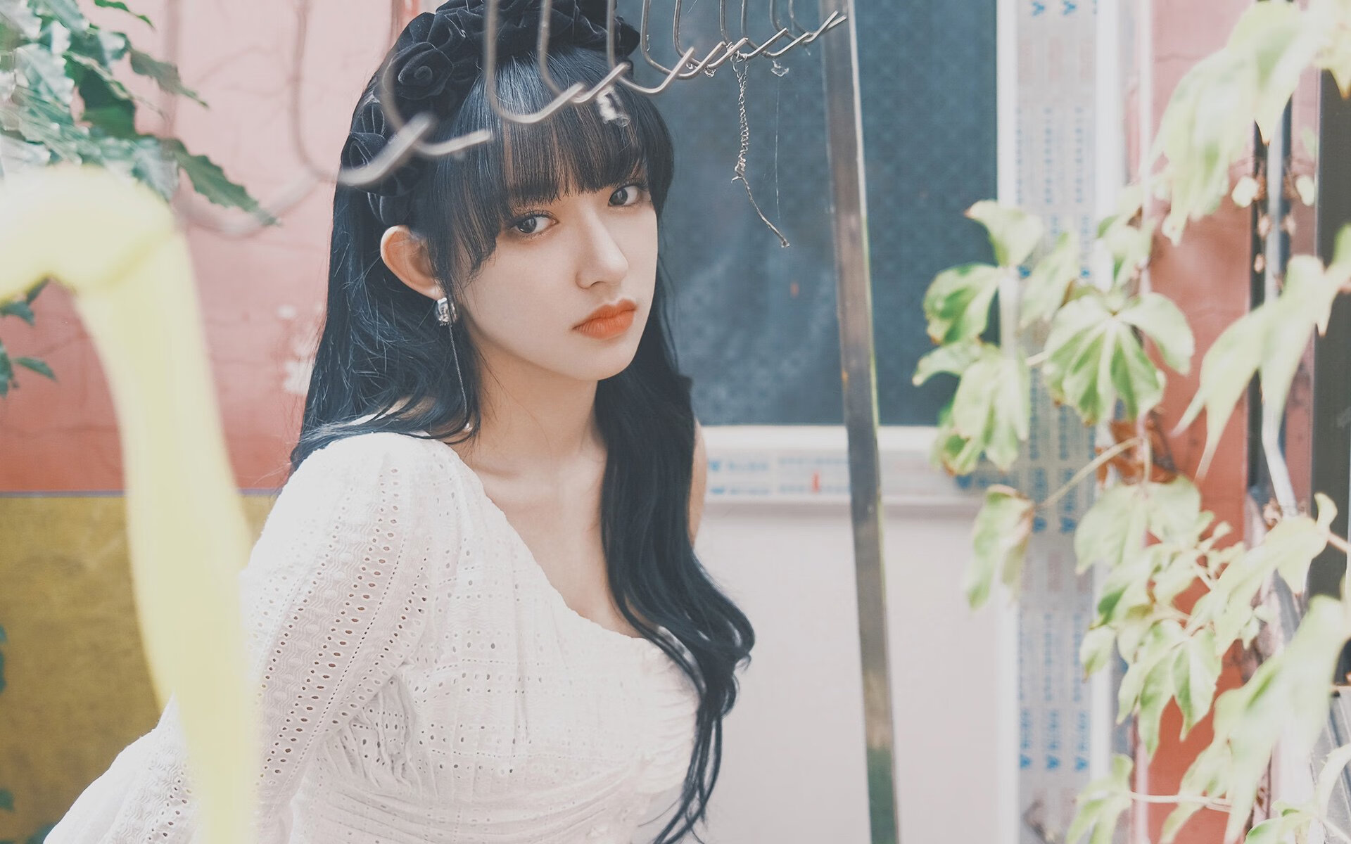 爱游戏tv-东方红魔饮恨绿茵场，西方神锋破茧刷新天—当团队凯歌与个人史诗在足球世界中同时奏响