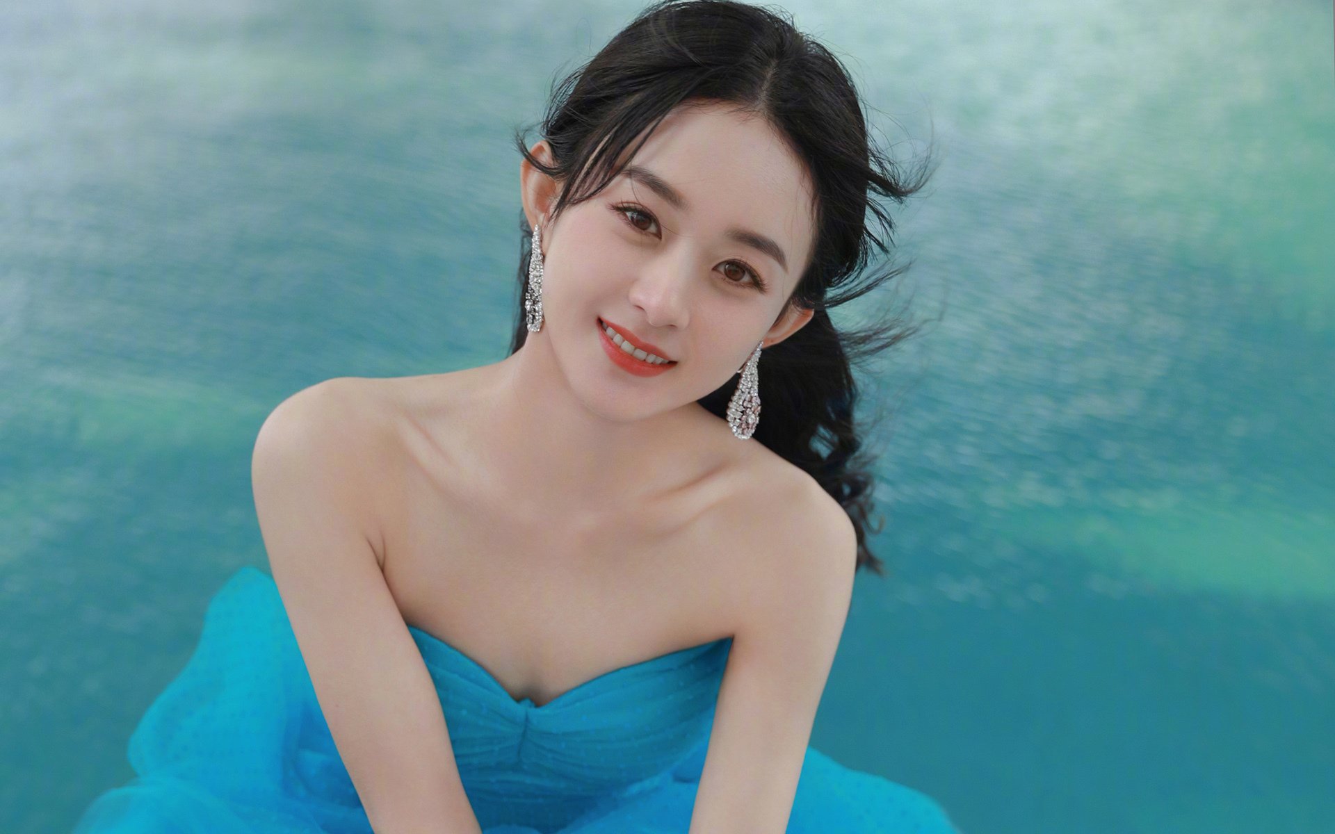 羽坛一夜双星闪耀,泰国黑马绝杀丹麦,石宇奇技惊四座