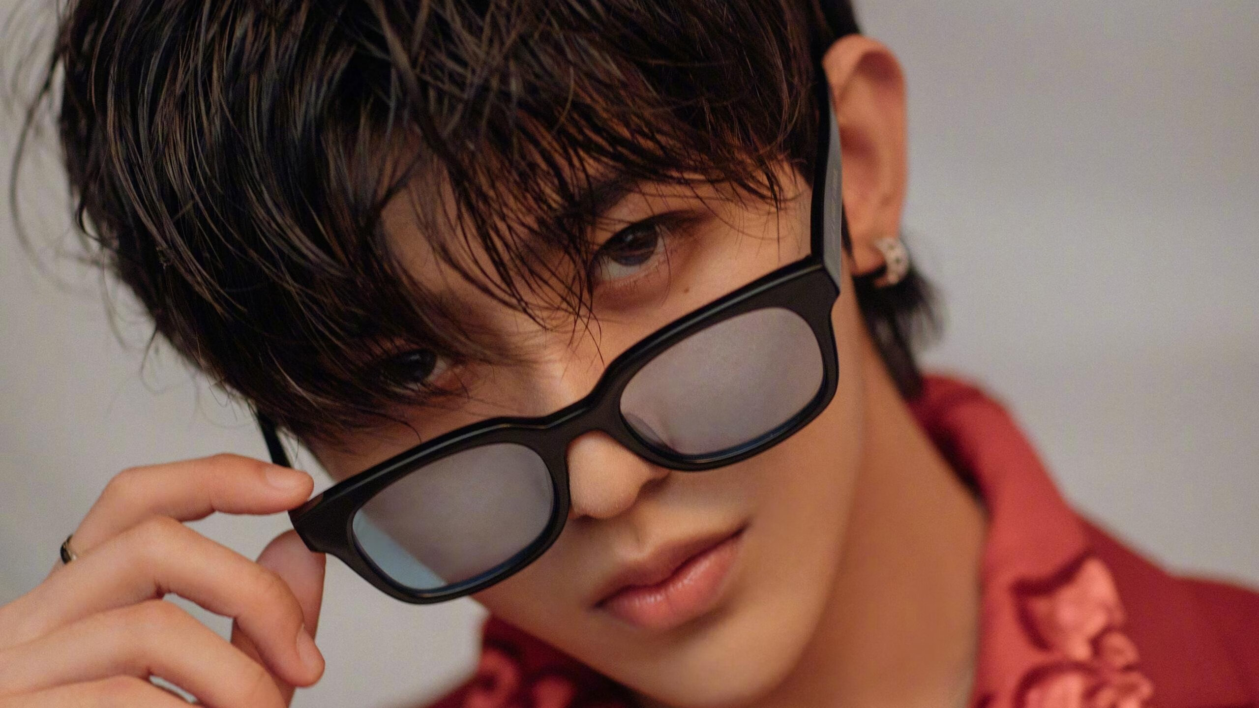 爱游戏下载-他不是超人，但他让防线看见超人