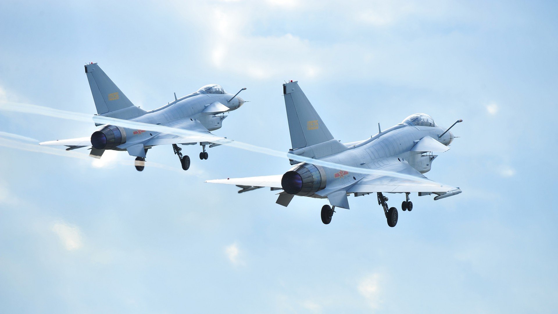 爱游戏APP-时空错位的足坛神迹，伊布雅典之夜一箭穿心定乾坤