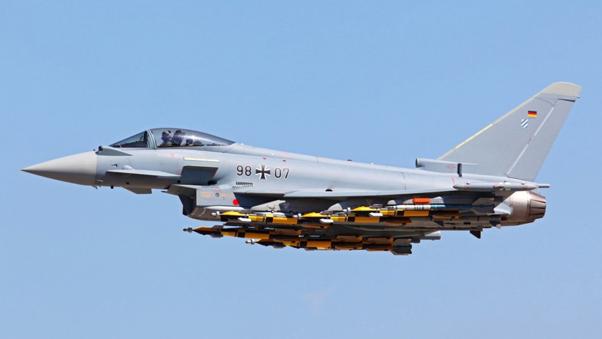 爱游戏娱乐-独舞与交响，班凯罗在多伦多冰原上奏响的觉醒乐章