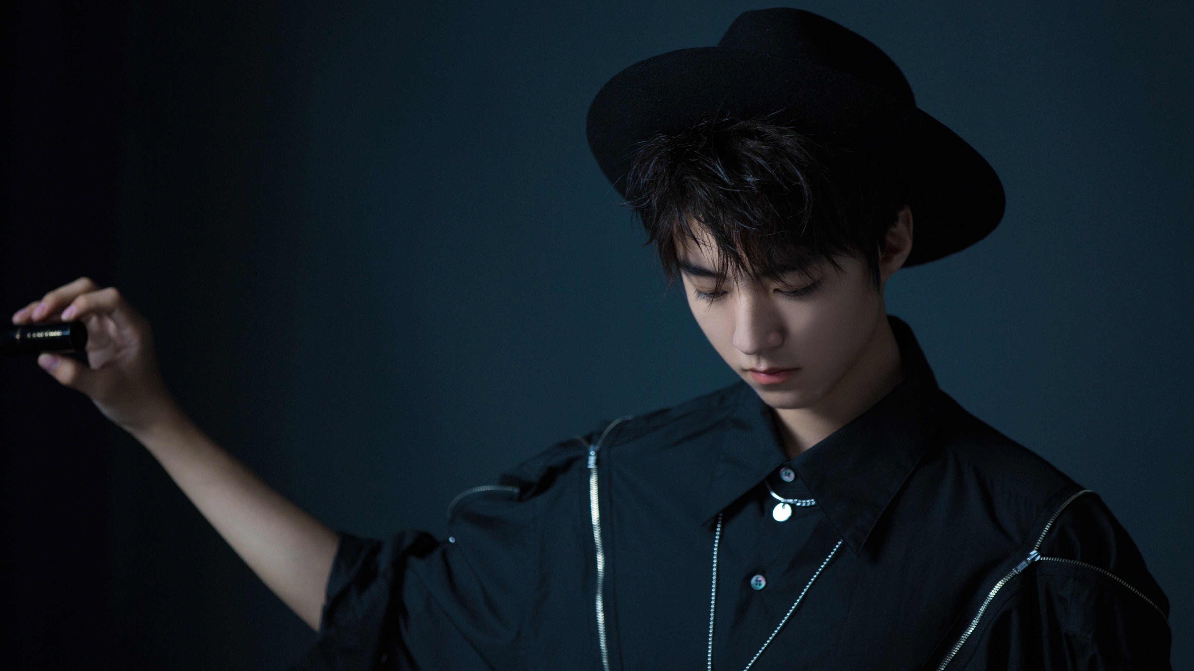 爱游戏入口-当过关遇到奇才—一场被米切尔重新定义的淘汰赛北京队跨越宿命之墙，独行侠式的个人英雄主义照亮团队前路