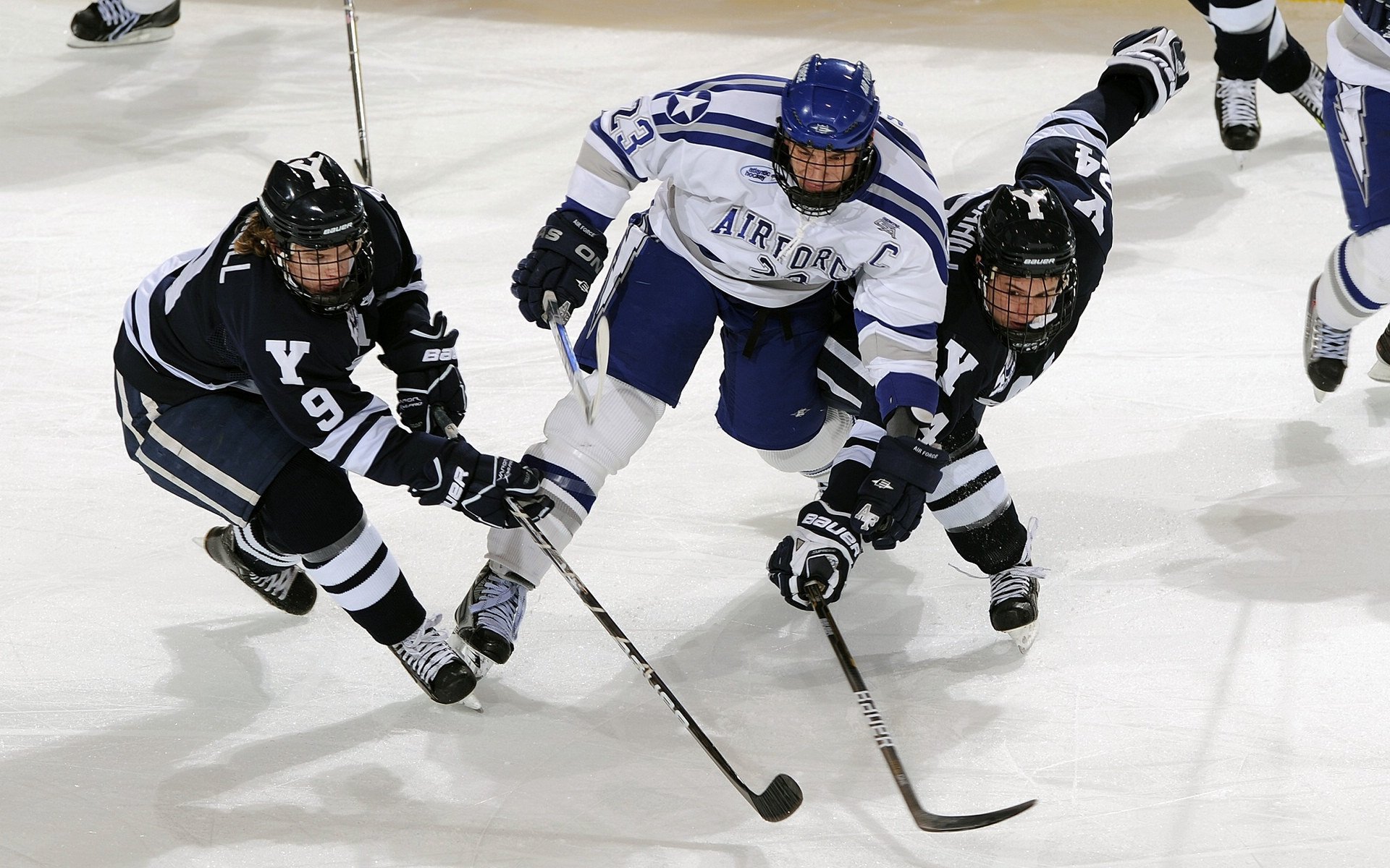 破冰之战，伦纳德狂暴火力如何撕裂雷霆？辽宁式铁桶阵启示录