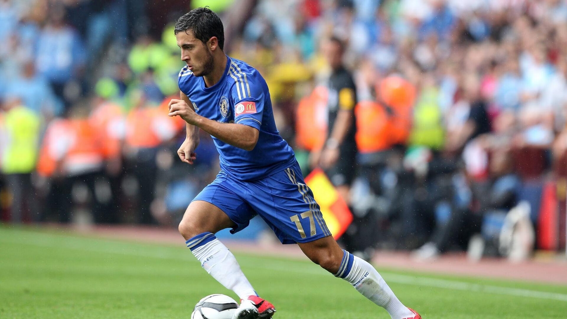 铁腰镇山河—卡马文加一剑封喉,皇马北征碾碎瑞典坚冰